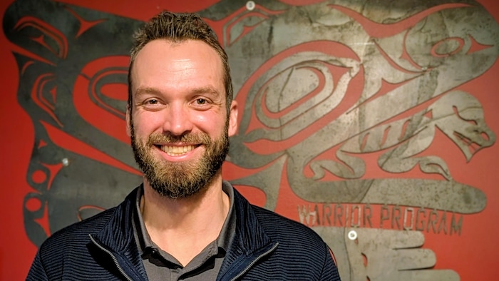 Un portrait de Nick Mauro.
