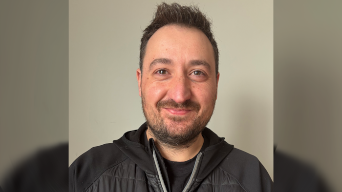 Portrait de Nicolas Gauthier, président régional du Syndicat de la fonction publique et parapublique du Québec (SFPQ) pour le Bas-Saint-Laurent, la Côte-Nord et la Gaspésie–Îles-de-la-Madeleine.