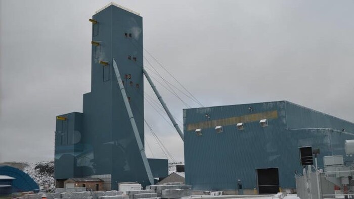 Le puits de mine de la mine North American Palladium à Gull Bay.