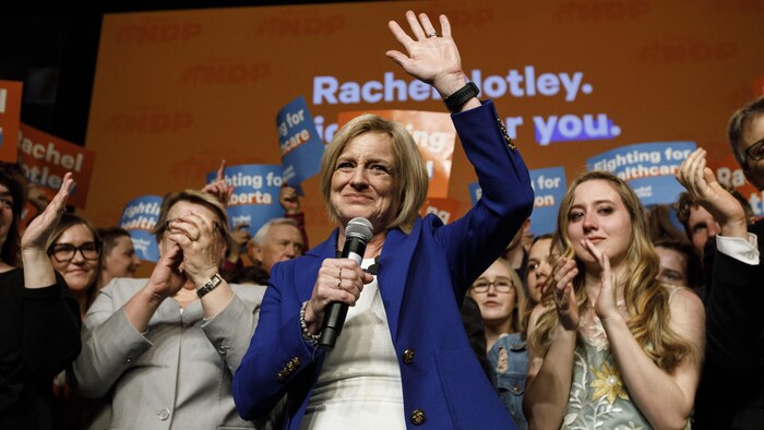 Rachel Notley, lors du son discours de défaite en 2019 à Edmonton. 