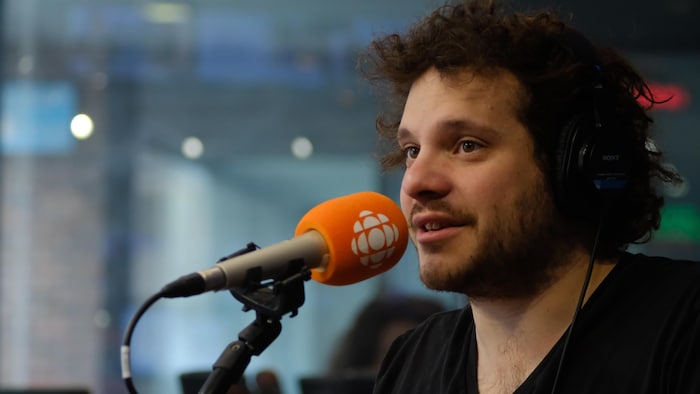 Jérôme Casabon au micro.