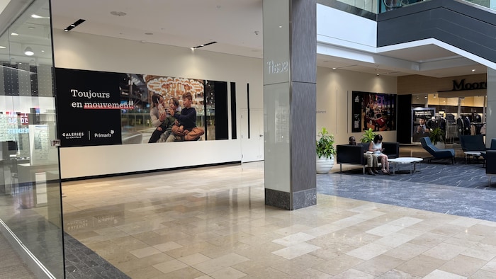 Intérieur des Galeries de la Capitale et futur espace d'Imaginaire.