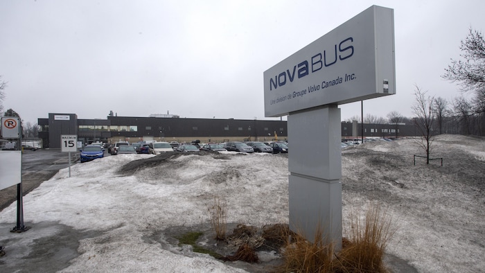  NOVA BUS, une division de Groupe Volvo Canada Inc.