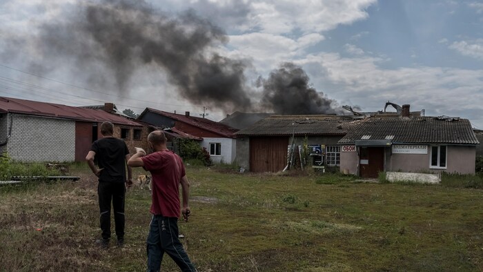 La ville de Vovtchansk, dans la région de Kharkiv sous les bombardements.