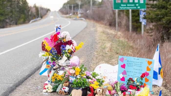 A memorial for a victim of the gun massacre in Portapique stands along the highway in Wentworth, N.S. on Friday, April 24, 2020. 