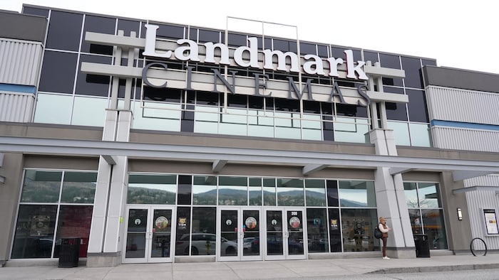 Devanture du cinéma Landmark Xtreme de West Kelowna, le 28 mars 2026.