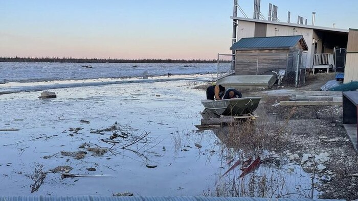 Une rivière qui a débordé.