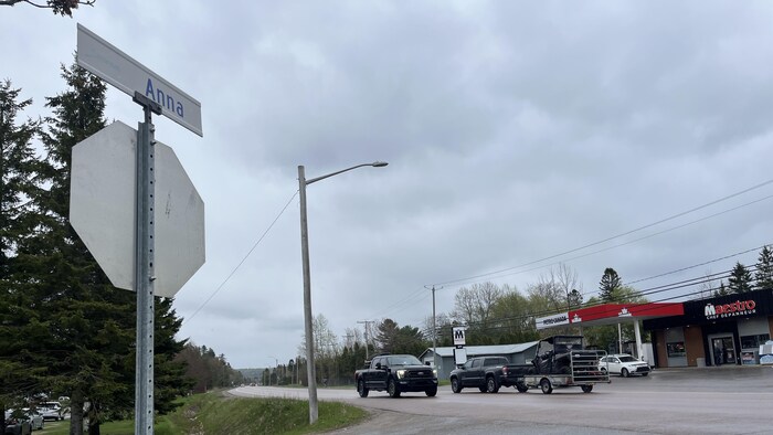 Une intersection près de la rue Anna, à Chicoutimi.