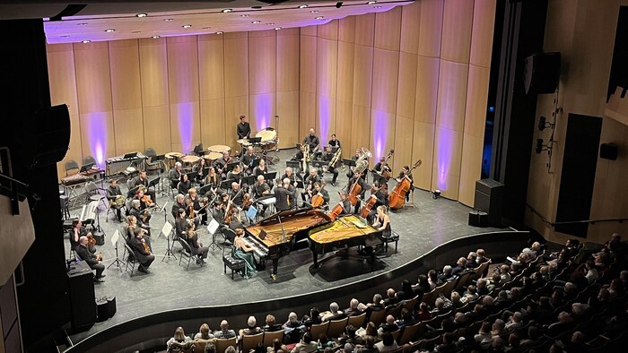 Les membres de l'Orchestre en concert.