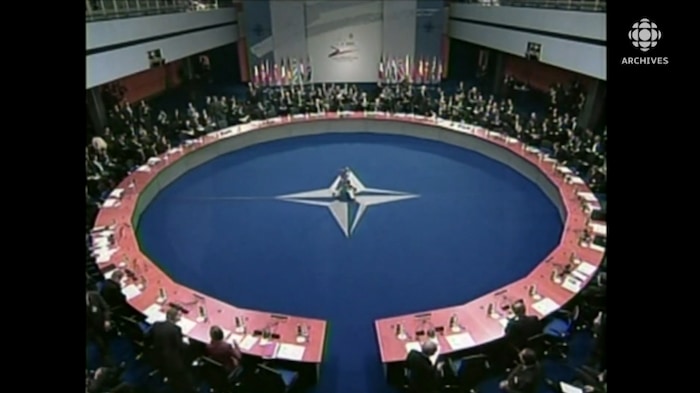 Les représentants des pays membres de l'OTAN réunis au siège de l'organisation à Bruxelles. 