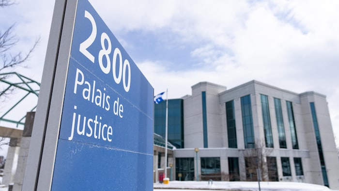 Le palais de justice de Laval.