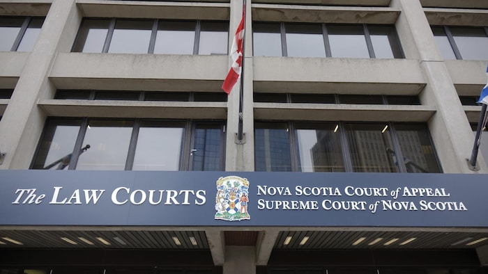 Le palais de justice de la cour suprême de la Nouvelle-Écosse et la cour d'appel de la Nouvelle-Écosse.  4 mai 2023                      