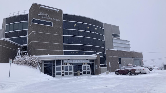 La devanture du Palais des sports.