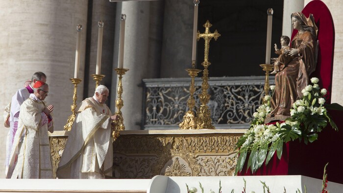 Le pape Benoît XVI à Rome.