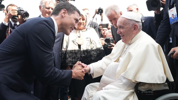 特鲁多和教皇。