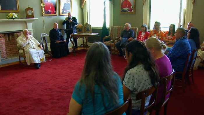 Des Autochtones expulsées de la dernière rencontre du pape à Québec ...