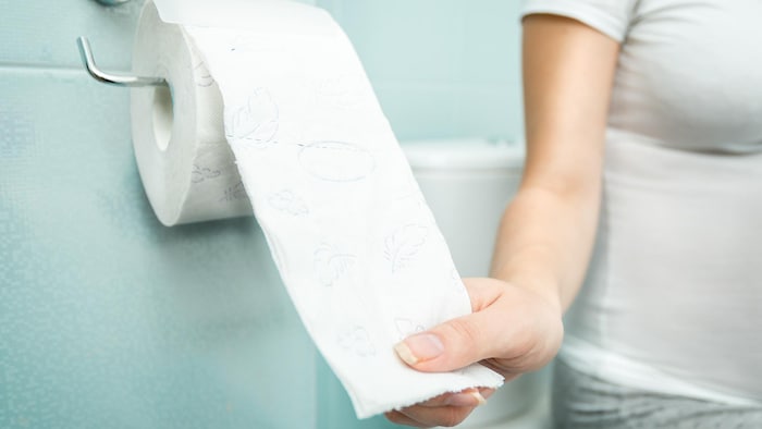 naked tenant wash Coronavirus : pourquoi les gens achètent-ils du papier de toilette? | Radio- Canada.ca