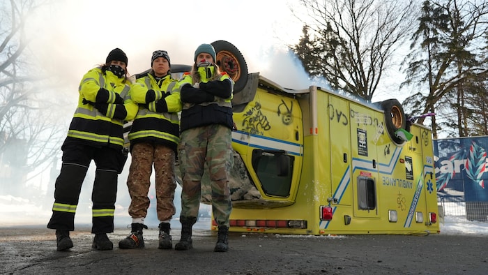 Une ambulance renversée