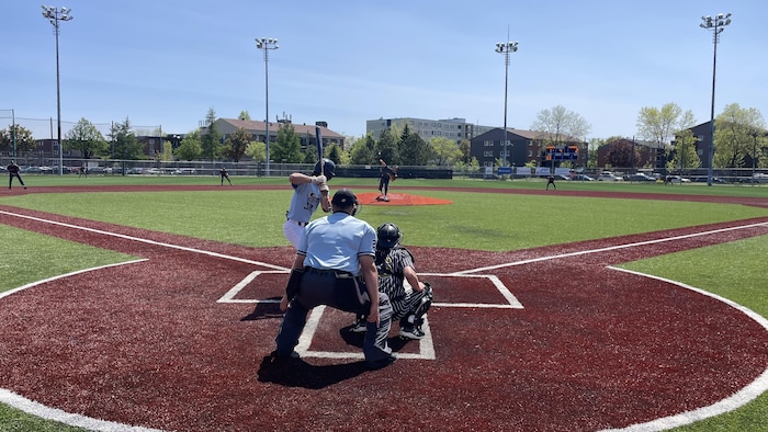 Baseball - Formes d 'entraînement: Jeu offensive - Mettre la balle en jeu avec succès