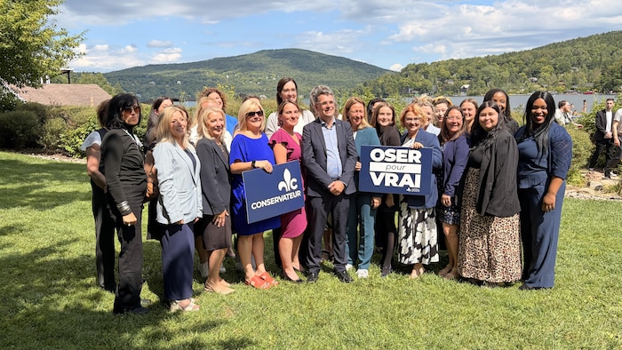 Les candidats du Parti conservateur du Québec ont tenu un rassemblement à Lac-Beauport, samedi.