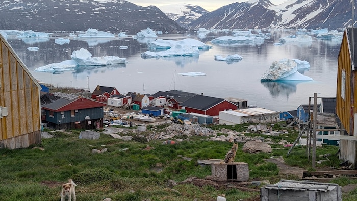 Un village dans une région glaciale.
