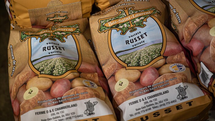 Deux sacs de patate de variété Russet de la ferme Chamberland.
