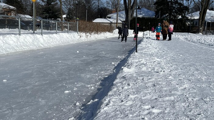 La patinoire du parc du Buisson.