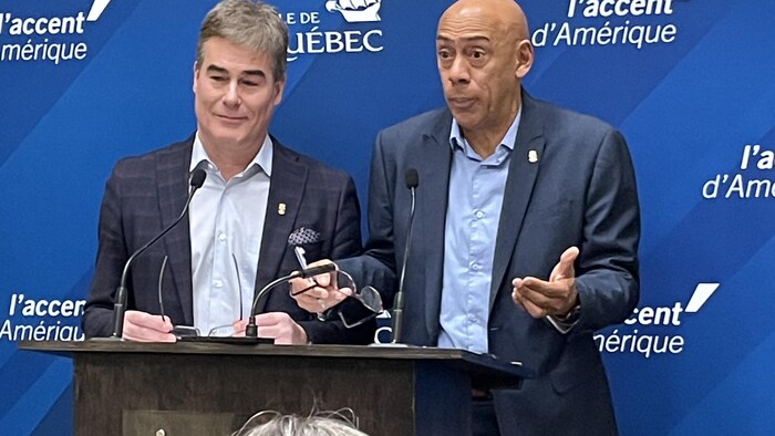 Patrick Paquet et Stevens Melançon lors d'un point de presse.