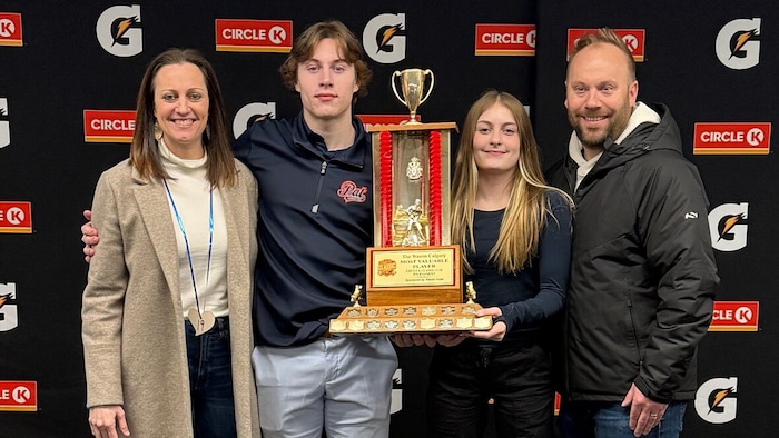 Maddox Schultz avec sa famille.