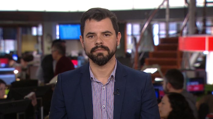 Le président de l’Ordre des orthophonistes et audiologistes du Québec, Paul-André Gallant, regardant la caméra.