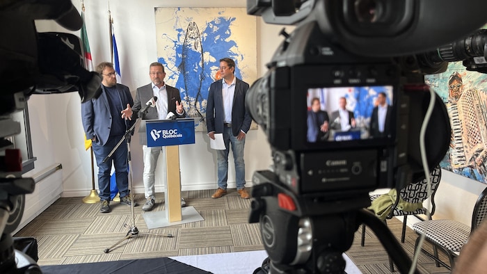 Mario Simard, Yves-François Blanchet et Alexis Brunelle-Duceppe.