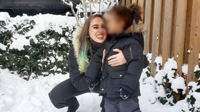 Une photo de Brittany Doff avec son fils.