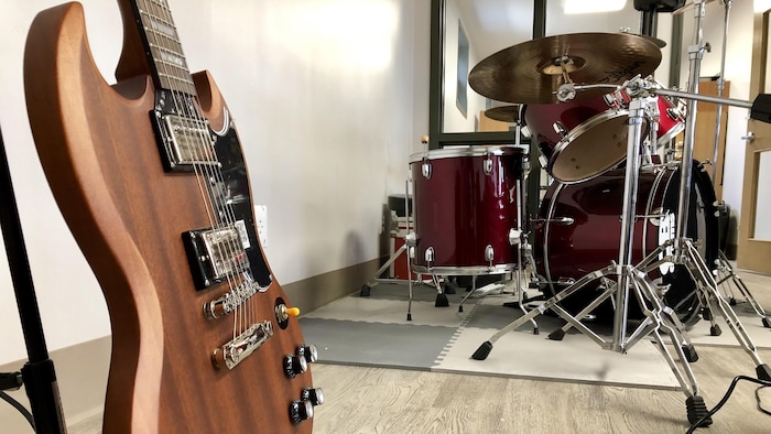 Des instruments de musique.