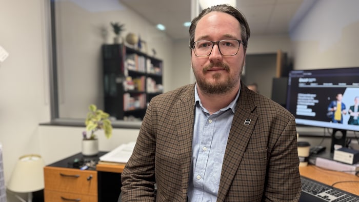 Philippe Dubois est professeur en communication et gouvernance à l’École nationale d’administration publique (ENAP).