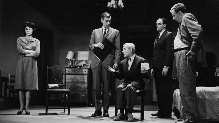 En 1962, « Bousille et les justes » avec Béatrice Picard, Jean Lajeunesse, Gratien Gélinas, Yves Létourneau et Jean Duceppe.