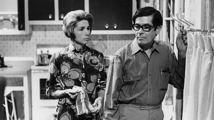 Laurette Lesieur (Béatrice Picard) avec Henri Lesieur (Denis Drouin) dans « Le paradis terrestre » en 1971.