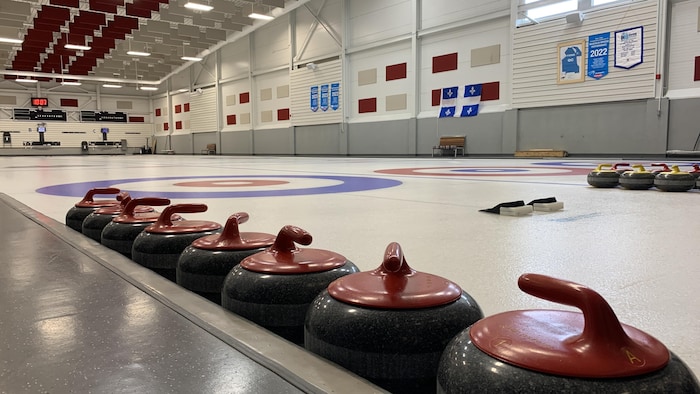La pierre de curling, une affaire qui marche