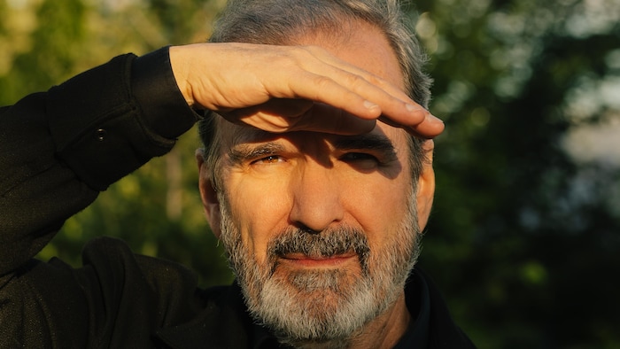 Pierre Flynn au soleil.