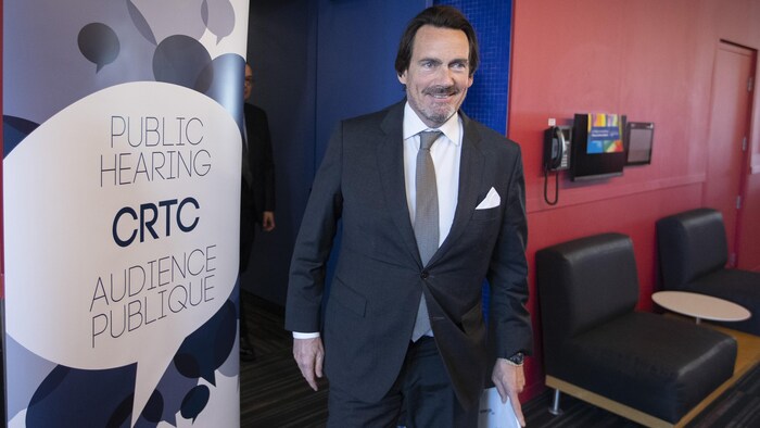 Pierre Karl Péladeau lors de sa comparution devant le CRTC.