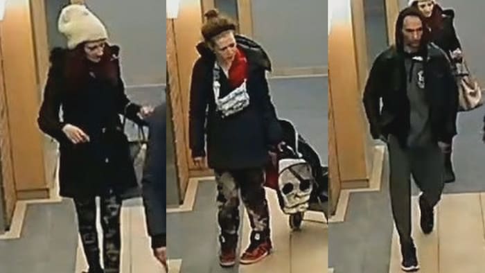 Deux femmes et un homme filmés par une caméra de surveillance.
