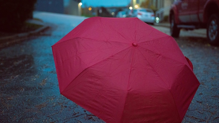 Les parapluies sont interdits sur les sites du Festival d'été.