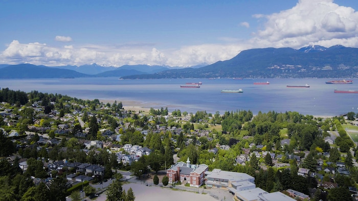 Vue aérienne du quartier Point Grey à Vancouver.