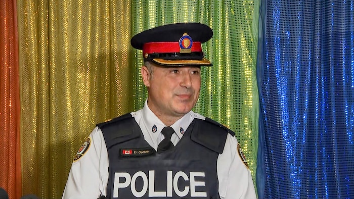 Portrait de David Correa, surintendant de la 55e division du Service de police de Toronto.