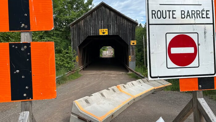 La fermeture d’un pont couvert consterne des résidents de Notre-Dame ...