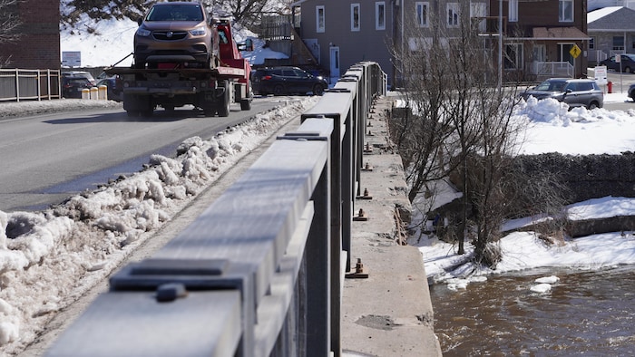 Le pont D'Amours montre des signes de vieillissement. 