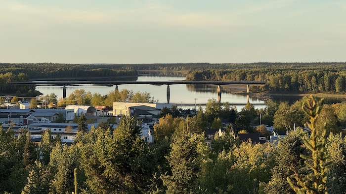 Un pont sur la rivière Bell.