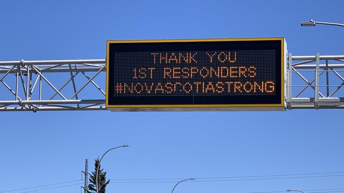 « Thank you 1st responders, Nova Scotia Strong»