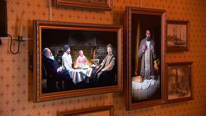 D'abord statiques, les portraits s'animent.