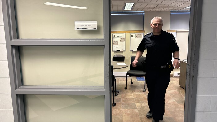 Bureau des personnes en arrestation.