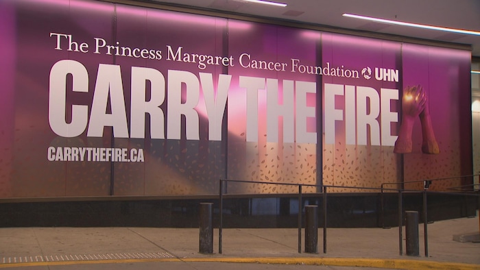 Une façade de l'Hôpital.